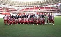 Antalyaspor, kadrosuna katt futbolcular tantt