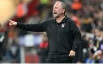 Sergen Yaln'dan oyuncularyla toplant!