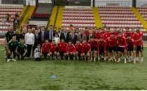 Dursun zbek'ten Mardin 1969 Spor'a ziyaret