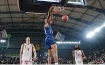 Anadolu Efes'ten 4'te 4!