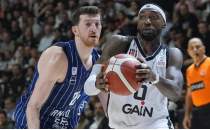 Beikta Gain, Anadolu Efes'i ykt ve serisini srdrd!
