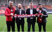 orum FK, Hseyin Erolu ile szleme imzalad