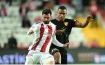 Antalyaspor'da Hseyin Trkmen'den tepki!