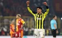 Edson Alvarez devrim yapt