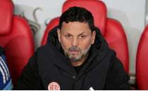 Antalyaspor'da Erol Bulut'a veda karar�!