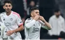 Be�ikta�, i� sahada galibiyeti hat�rlad�!