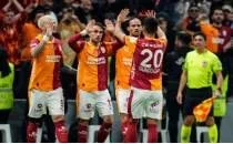 Galatasaray kazand� ve ilk yar�y� lider tamamlad�!