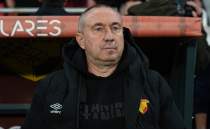 Stoilov: 'Bir an �nce santrfor transferi'