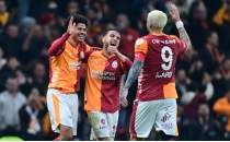 Lider, koltu�unu geri ald�!