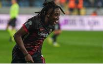 Be�ikta� ve Trabzonspor takipte: Franco Tongya