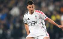 Salih U�an'dan hakemlere g�nderme!