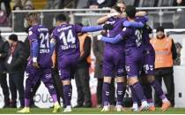 Ke�i�reng�c�, evinde �� puan� �� golle ald�!