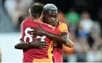 Derrick Khn, Union Berlin'e imza atyor!