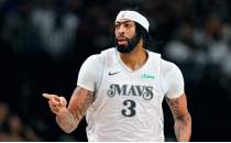 Anthony Davis en az 710 gn daha yok