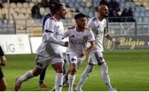 Aliaa FK evinde oynayacak