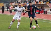 Alt�nordu ilk yar�y� k�t� bitirdi