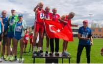 Bursalı master atletten Balkan Şampiyonası'ndan 4 madalya!