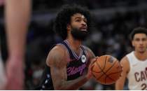 Bulls, Coby White takas� konusunda yeni bir pozisyon ald�