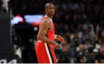 Clippers, ok bir kararla Chris Paul ile yollarn ayrd