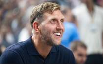 Nowitzki: 'Mavericks, Kyrie dnnce ampiyonluk yarnda olabilir'