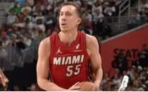 Pistons, Duncan Robinson' 3 yllk szlemeyle kadroya katt