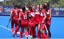 Hokeyde Belika ile ortak 