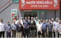 Karyaka'da Ate zerk'in ad salona veriliyor