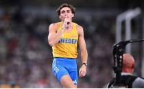 Rekorlar krd, gelirleri kazand: Duplantis