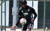 Beikta'ta Abraham srprizi! Derbi ncesi takmla alt