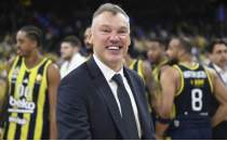 Fenerbahe'de mutlu son: Saras