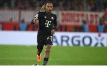 Bayern Mnih, Sacha Boey