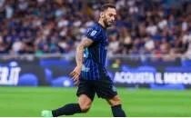 Galatasaray, Hakan �alhano�lu i�in s�reyi uzatt�