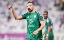 Merih Demiral, Al Ahli ile uzatt!