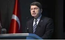 Adalet Bakan Ylmaz Tun'tan bahis operasyonu aklamas