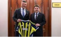 Fenerbah�e'den Bakan Tun� ziyareti sonras� a��klama