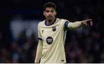 Ronald Araujo, Barcelona ile �al��malara ba�lad�