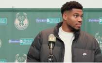 Bucks'�n Giannis'i takas etme niyeti yok, kadroyu g��lendirmek istiyor