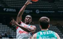 Baheehir Koleji, eyrek finale lider olarak kt