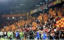 Gztepe'de Grsel Aksel Stadyumu byyor