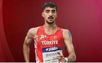 Ozan Bayram'dan Çekya'da Türkiye rekoru!