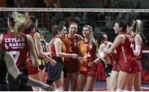 Voleybolda Sultanlar Ligi ve Efeler Ligi