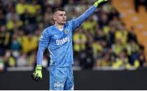 Hrvat basn duyurdu: Livakovic, Fenerbahe'ye veda ediyor!