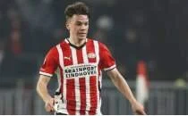 Fenerbahe'nin ilgilendii Matteo Dams, PSV ile uzatyor