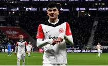 Can Uzun'un gol att mata Frankfurt 3 golle galip!