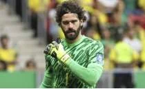 Alisson Becker'den Galatasaray'a yant!