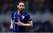 Inter'den Hakan alhanolu aklamas