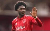 Ola Aina'dan itiraf: 'Baka futbolcunun sevgilisiyle konuuyorum'