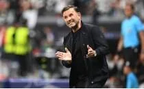 Galatasaray'da kriz: Gzler Okan Buruk'ta