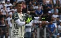 Arjantin'de ampiyon Estudiantes ve Fernando Muslera!