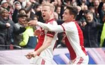 Ajax, derbide Feyenoord'u devirdi!